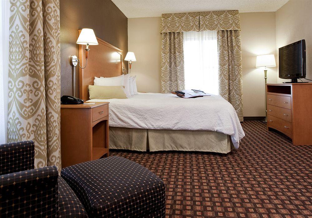 Hampton Inn & Suites Nashville-Vanderbilt-Elliston Place Экстерьер фото