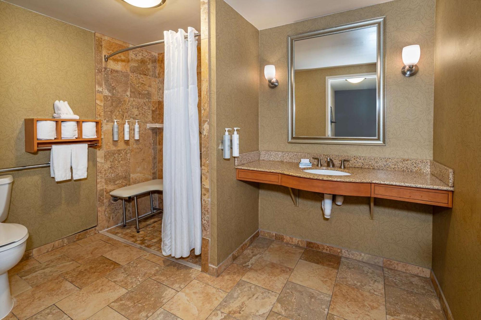 Hampton Inn & Suites Nashville-Vanderbilt-Elliston Place Экстерьер фото