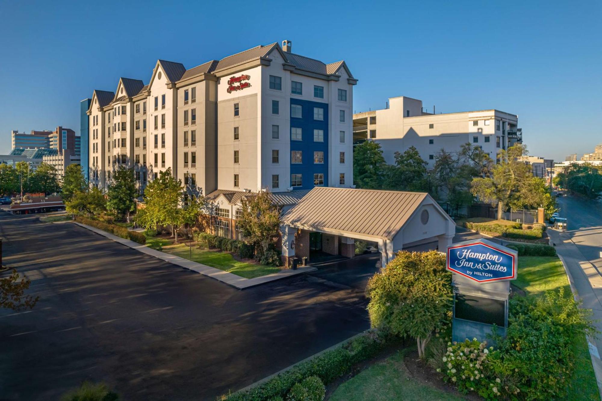 Hampton Inn & Suites Nashville-Vanderbilt-Elliston Place Экстерьер фото