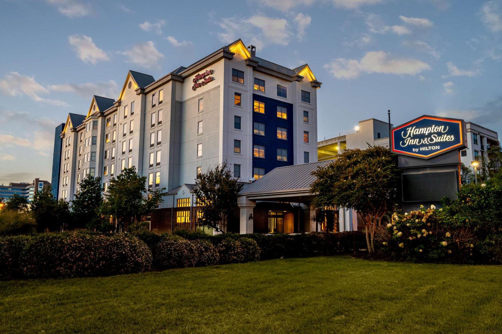 Hampton Inn & Suites Nashville-Vanderbilt-Elliston Place Экстерьер фото