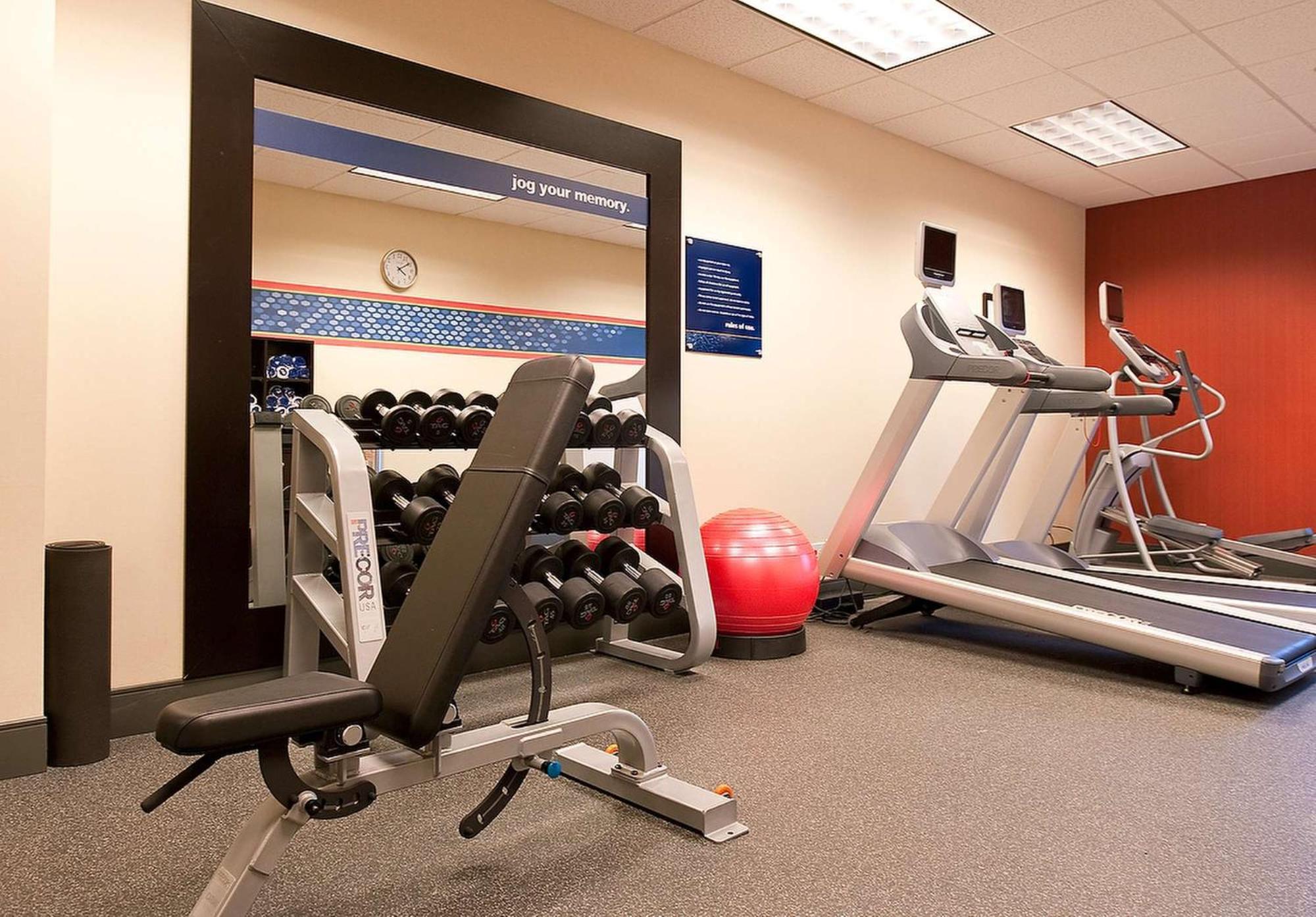 Hampton Inn & Suites Nashville-Vanderbilt-Elliston Place Экстерьер фото